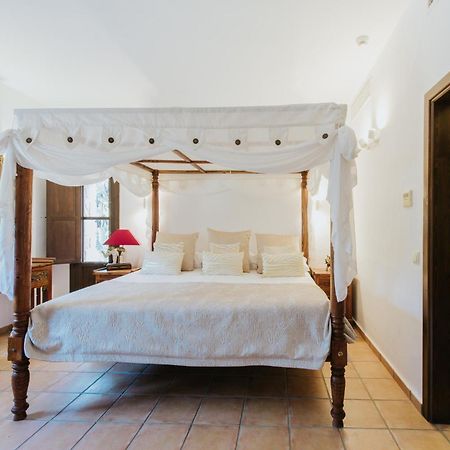 Villa & Guesthouse Paissa D'En Bernat Cala Tarida  Eksteriør bilde