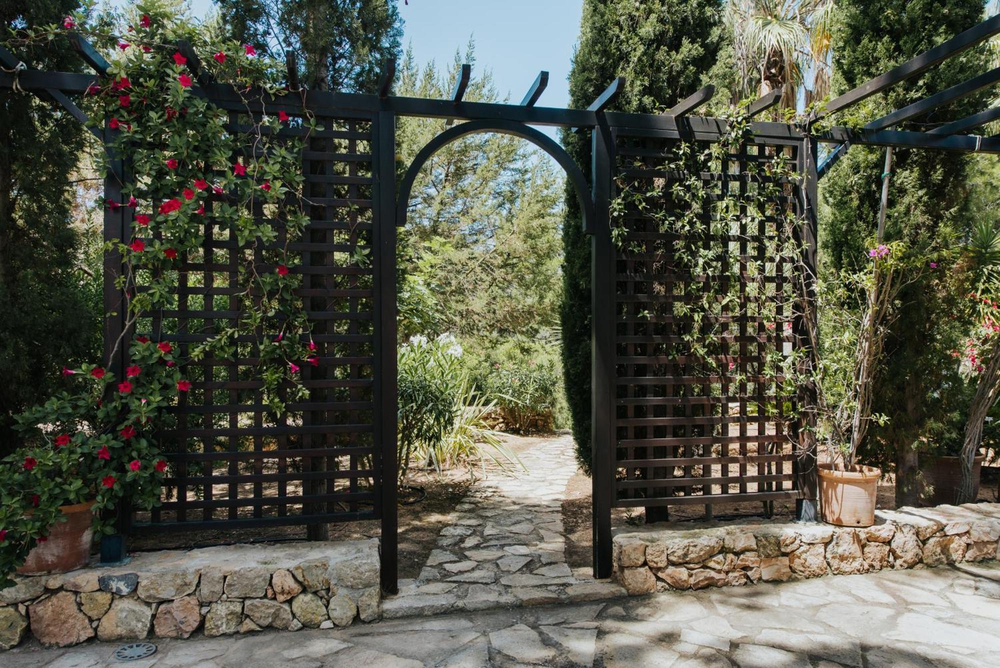 Villa & Guesthouse Paissa D'En Bernat Cala Tarida  Eksteriør bilde