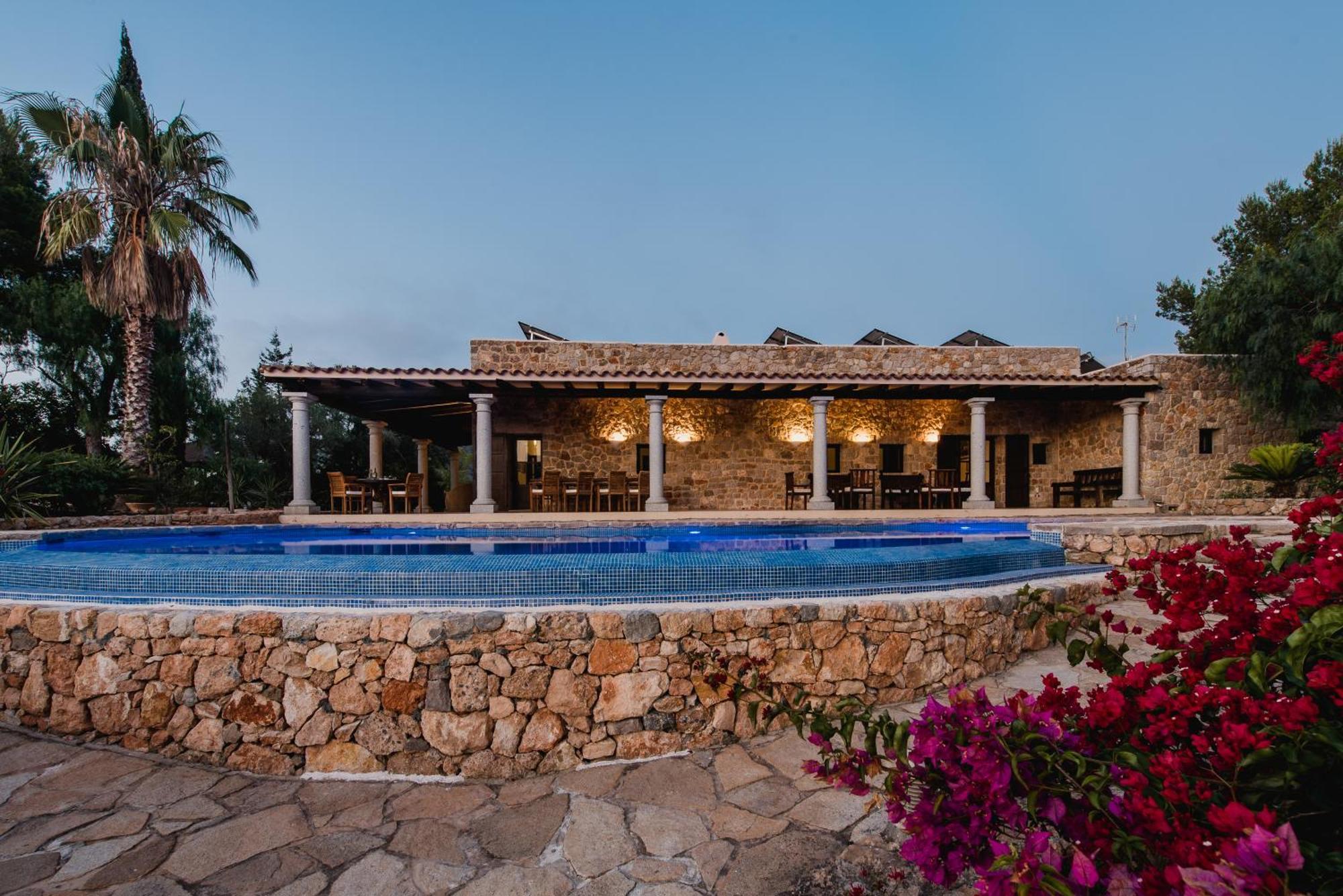 Villa & Guesthouse Paissa D'En Bernat Cala Tarida  Eksteriør bilde