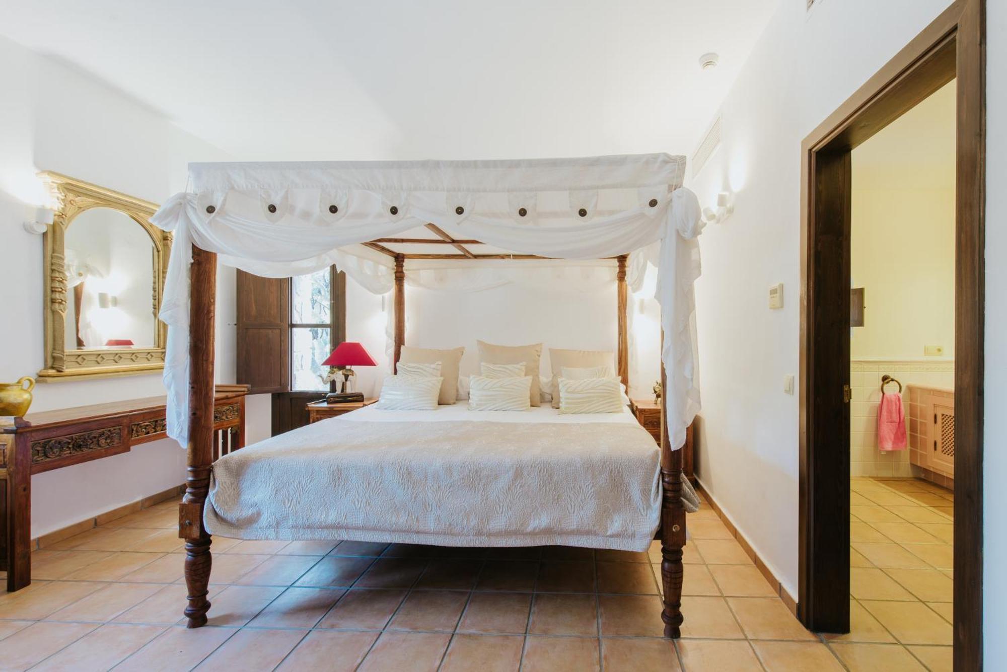 Villa & Guesthouse Paissa D'En Bernat Cala Tarida  Eksteriør bilde